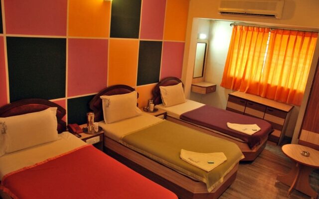 Hotel Temple City