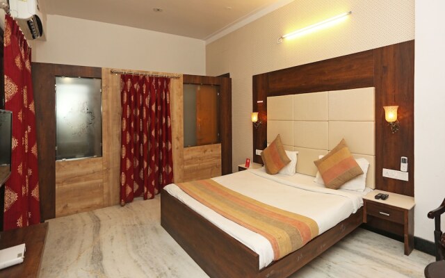 OYO 3540 Hotel Forever Rooms