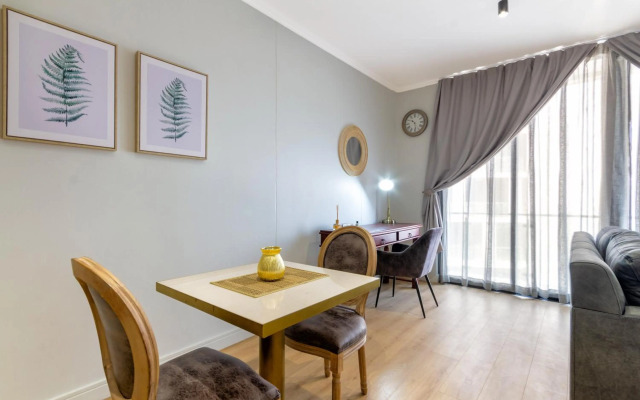 Alimama Spaces: Platinum Oaks Ellipse