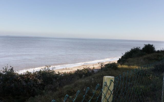Beach Lodge