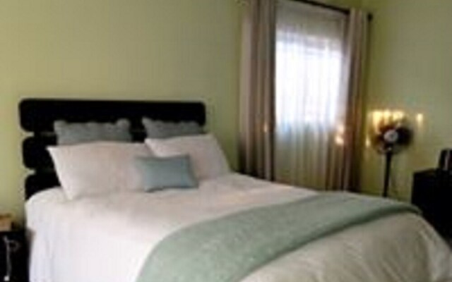 Broken Hill Lodge