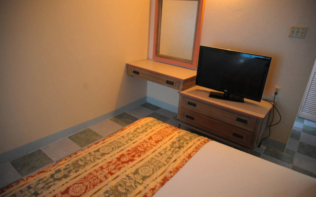 Ocean Rooms at Oceans Palm Resort