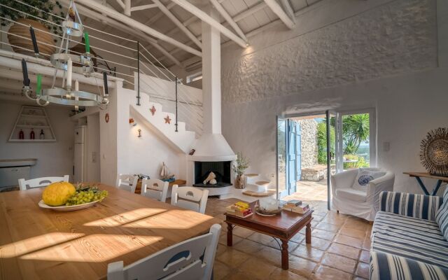 Askos Villa