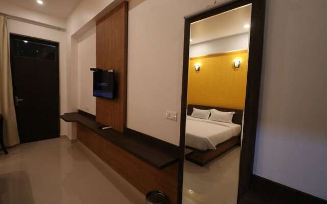 Genx Crescent Lucknow