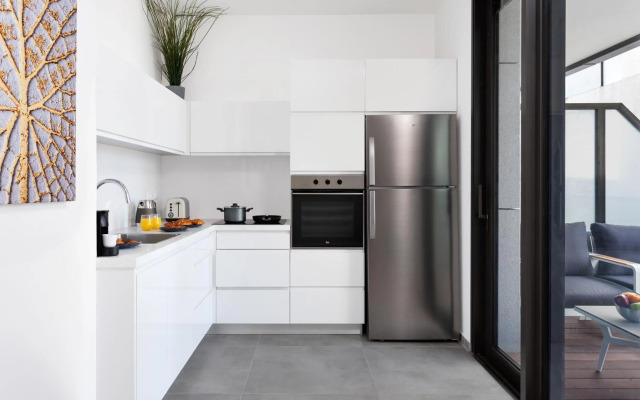 Chic 2BR in Carmelit by HolyGuest