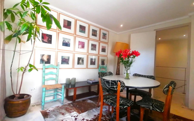 Cape Standard Guest House