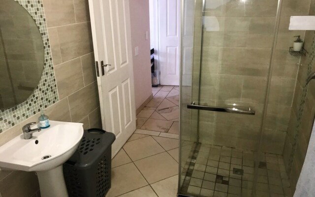 Lilly Self-Catering