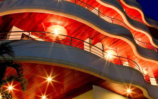 Samui Island Beach Resort & Hotel