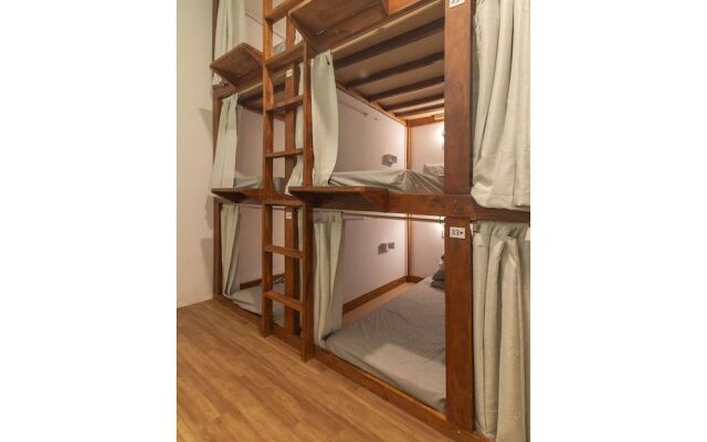 Wonderloft Hostel Jogja