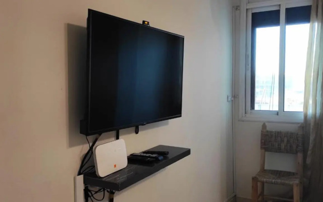 Bright whole apartment 500 meters from the center