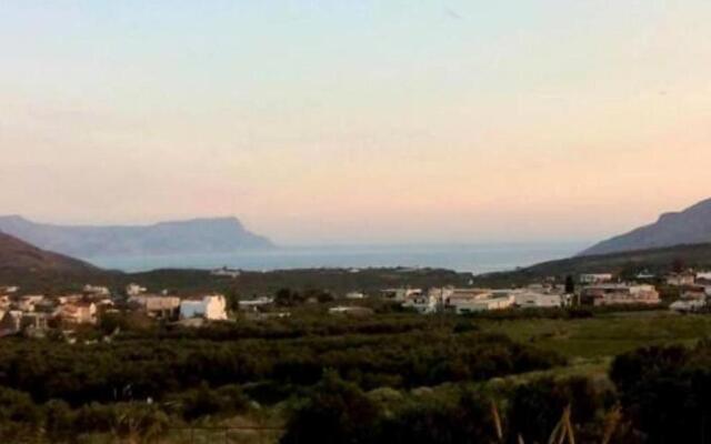 Sunrise house Armi 5'from falassarna!