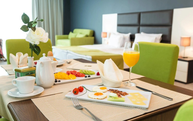 Earth and People Hotel & Spa