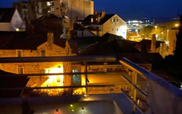 Apartment Dome