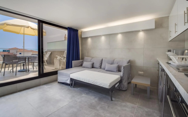 Gevoni Deluxe Suites