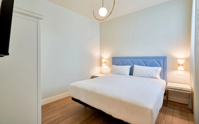 Tandem Veedor De Galeras Suites