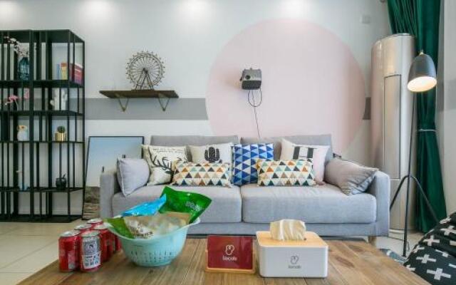 Xi'an Beilin·Small Goose Tower· Locals Apartment 00152240