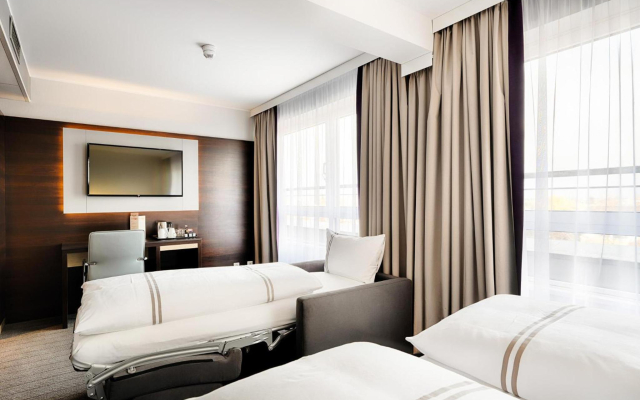 Отель Premier Inn Koeln City Centre
