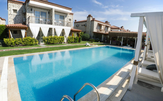 Kemerlihan Deluxe Hotel