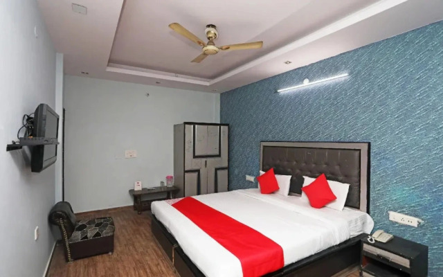 Hotel3BS Houses Dx by OYO Rooms