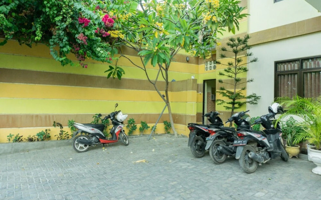 RedDoorz @ Gatot Subroto Ende