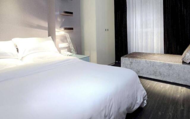 M Hotel