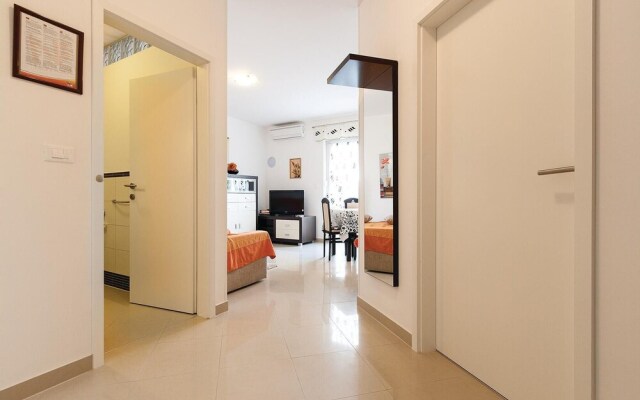 Beautiful Home in Vodnjan With Wifi and 2 Bedrooms