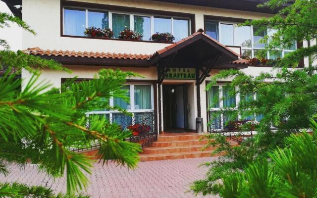 Hotel Herastrau