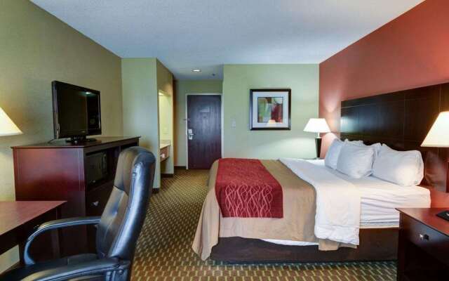Quality Inn & Suites Pine Bluff