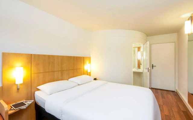 ibis Zurich Adliswil