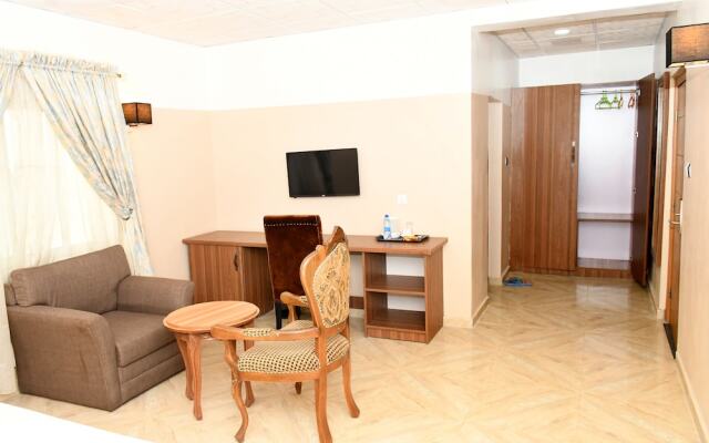 Goodview Suites& Apartments