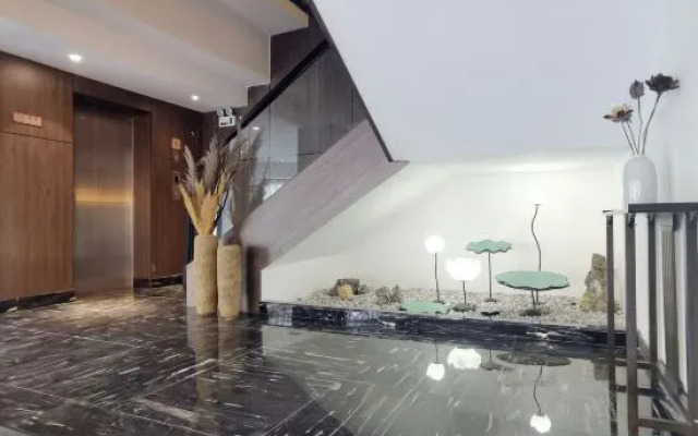 Fairyland Hotel (Chuxiong Yizu Town Prefecture Government)