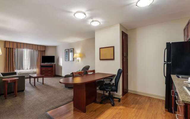 MainStay Suites Fitchburg - Madison