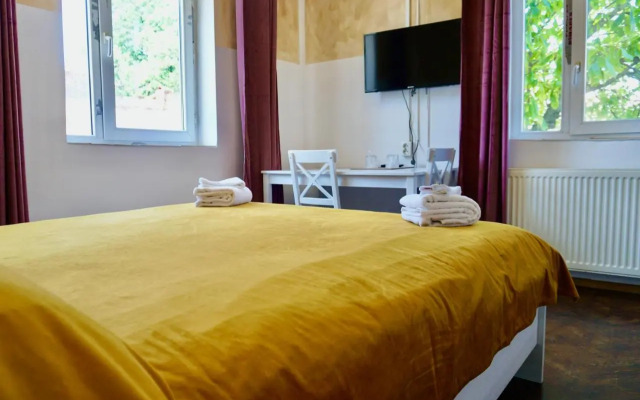 Alfredo Hostel
