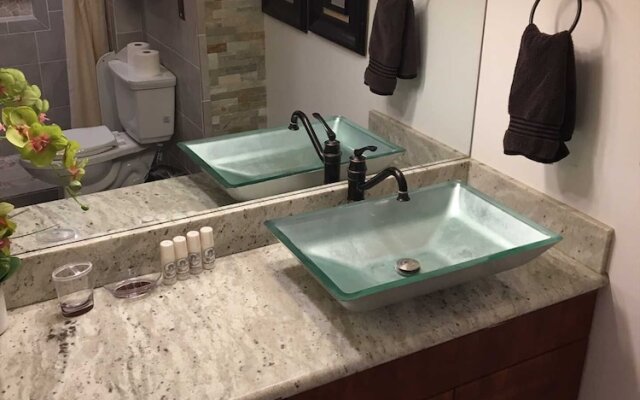 Waikiki Penthouse Rentals