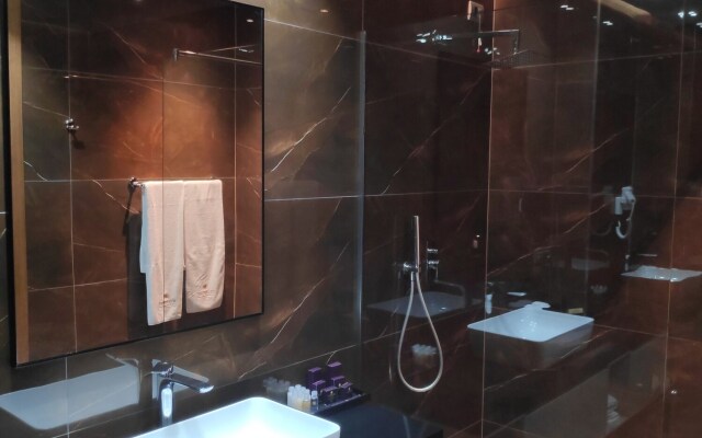 Supreme Hotel & Spa