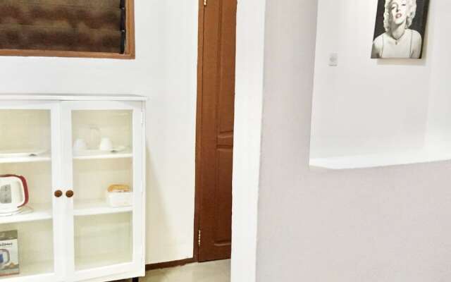 Marrets International Hotel Express