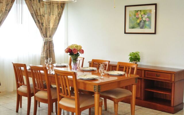 Garden View Court Suites Ho Chi Minh City