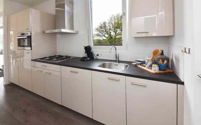 Modern Chalet With Dishwasher, Near Valkenburg