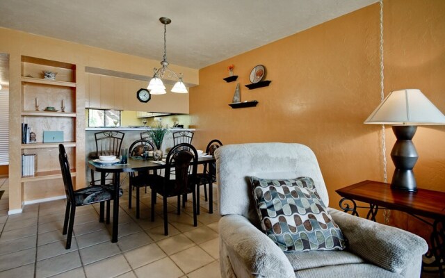 Runaway Bay Resort by BBG