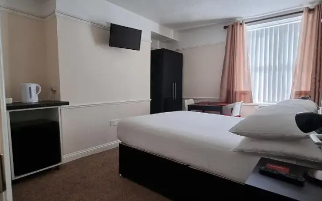 Comfort Rooms