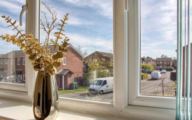 Cosy Holiday Home in Leicester Near National Space Centre