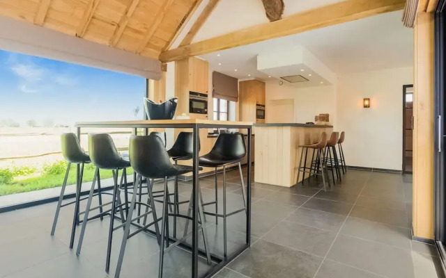 Chic Villa in Comines-warneton With Garden