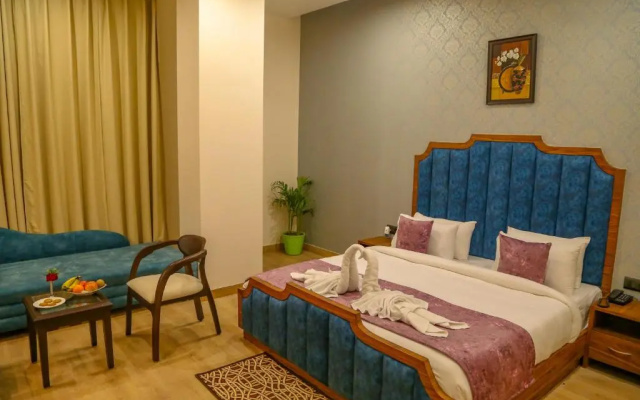Four Leaf Hotel