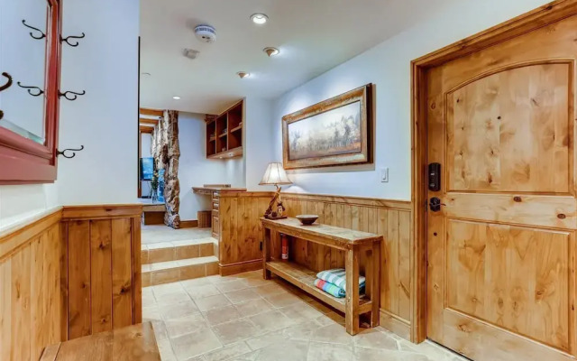 Village Center Condo 4J