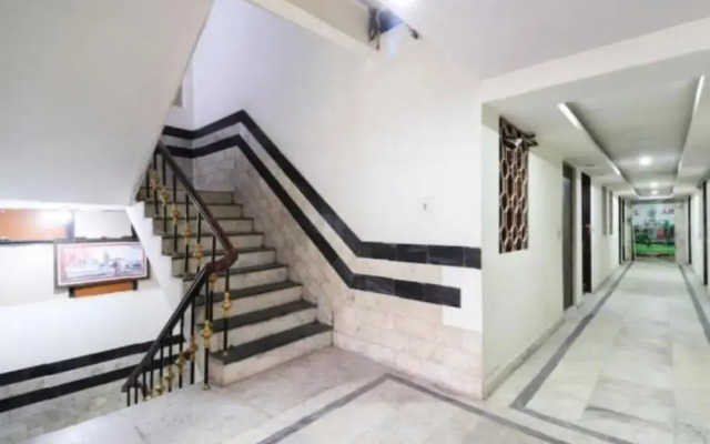 Oyo 40431 Hotel Amar Prem