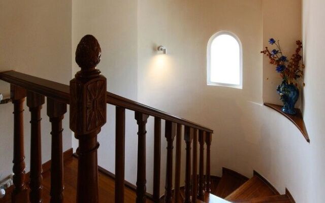 Grand Villa Roubana