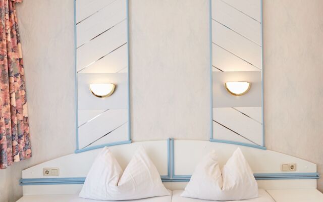 ThePoolhouse Boutique Lodge