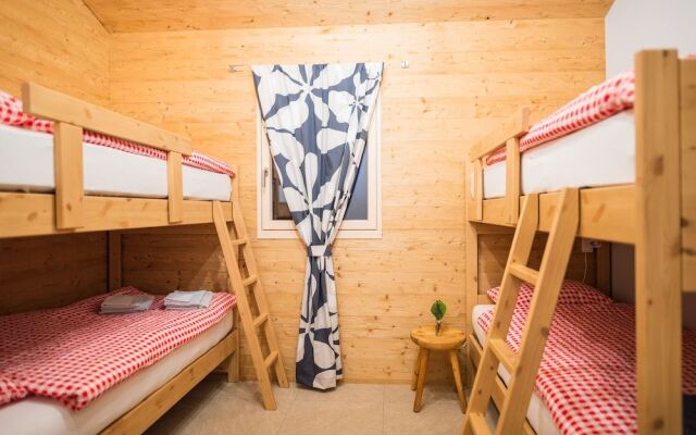 Chalet Diognysos B&B