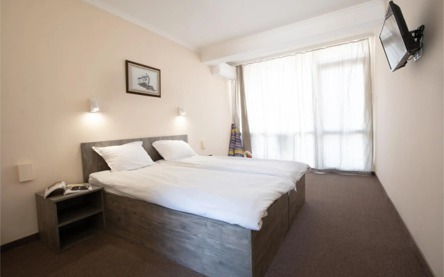 Hotel Azurro