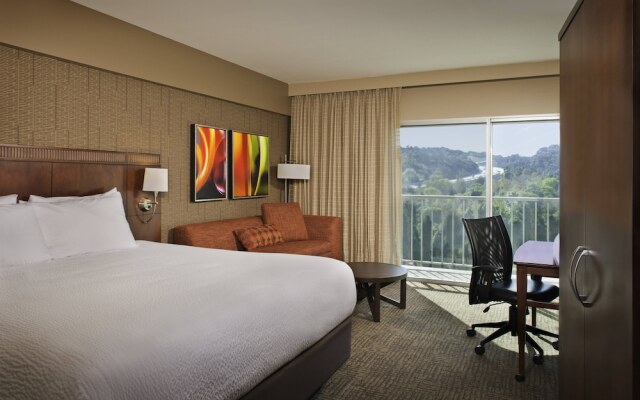 Courtyard Los Angeles Sherman Oaks